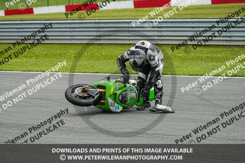 donington no limits trackday;donington park photographs;donington trackday photographs;no limits trackdays;peter wileman photography;trackday digital images;trackday photos